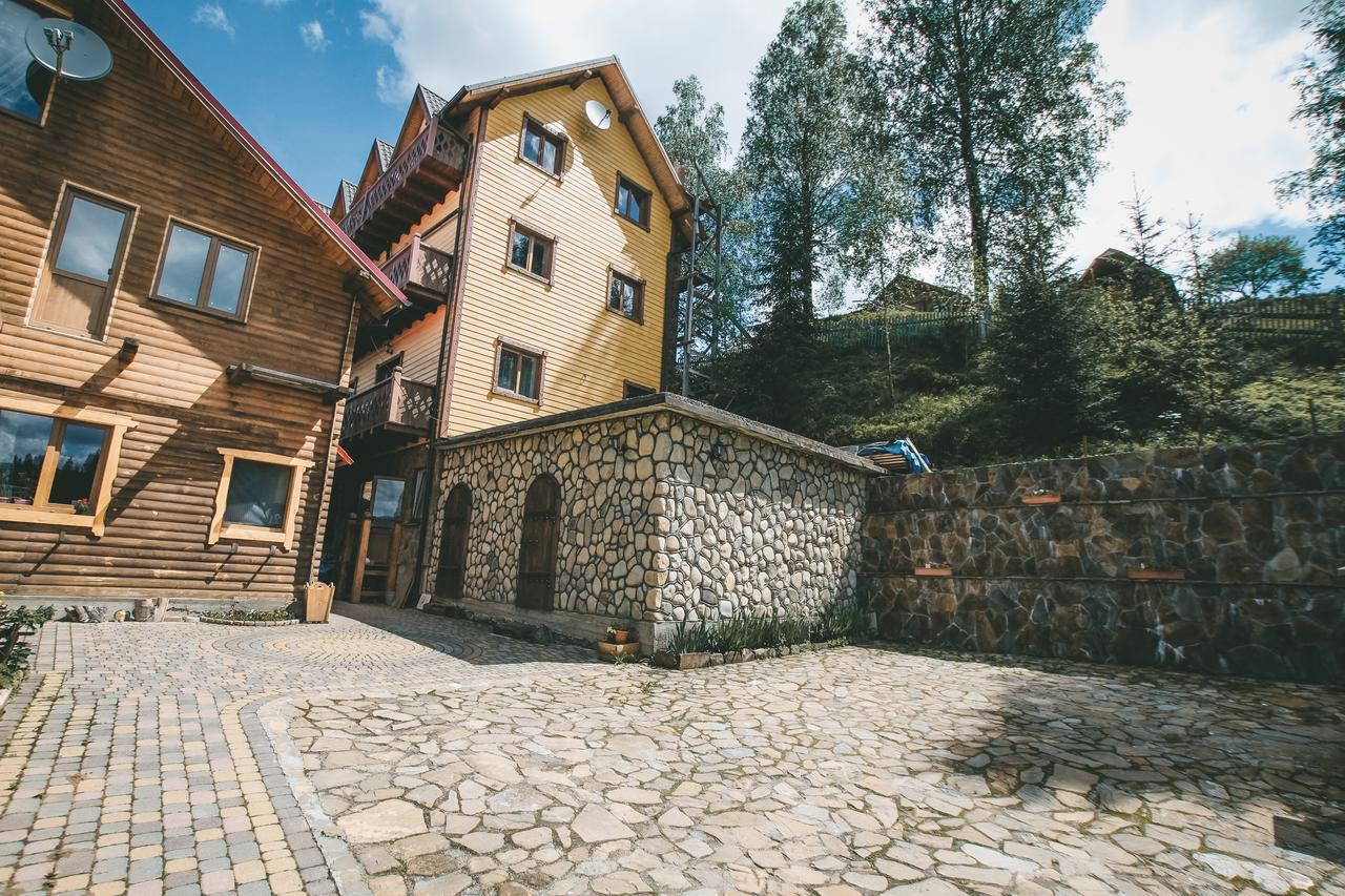 Hotel Skarbivka Vorokhta Exterior foto