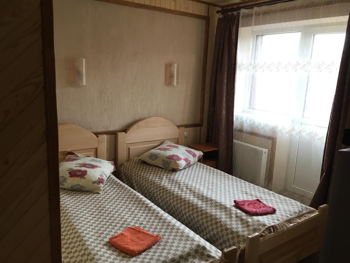 Hotel Skarbivka Vorokhta Exterior foto